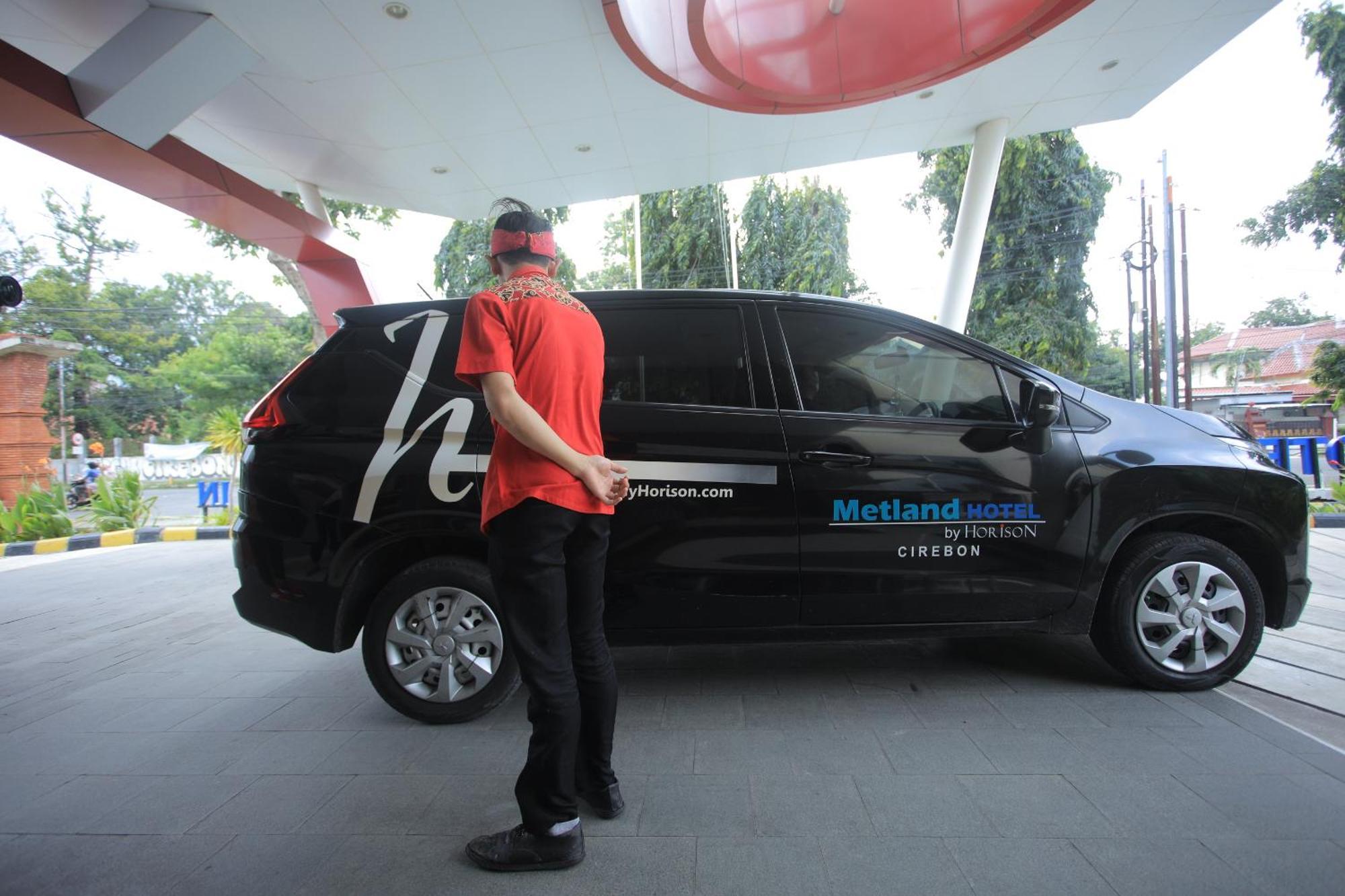 Metland Hotel Cirebon Eksteriør billede