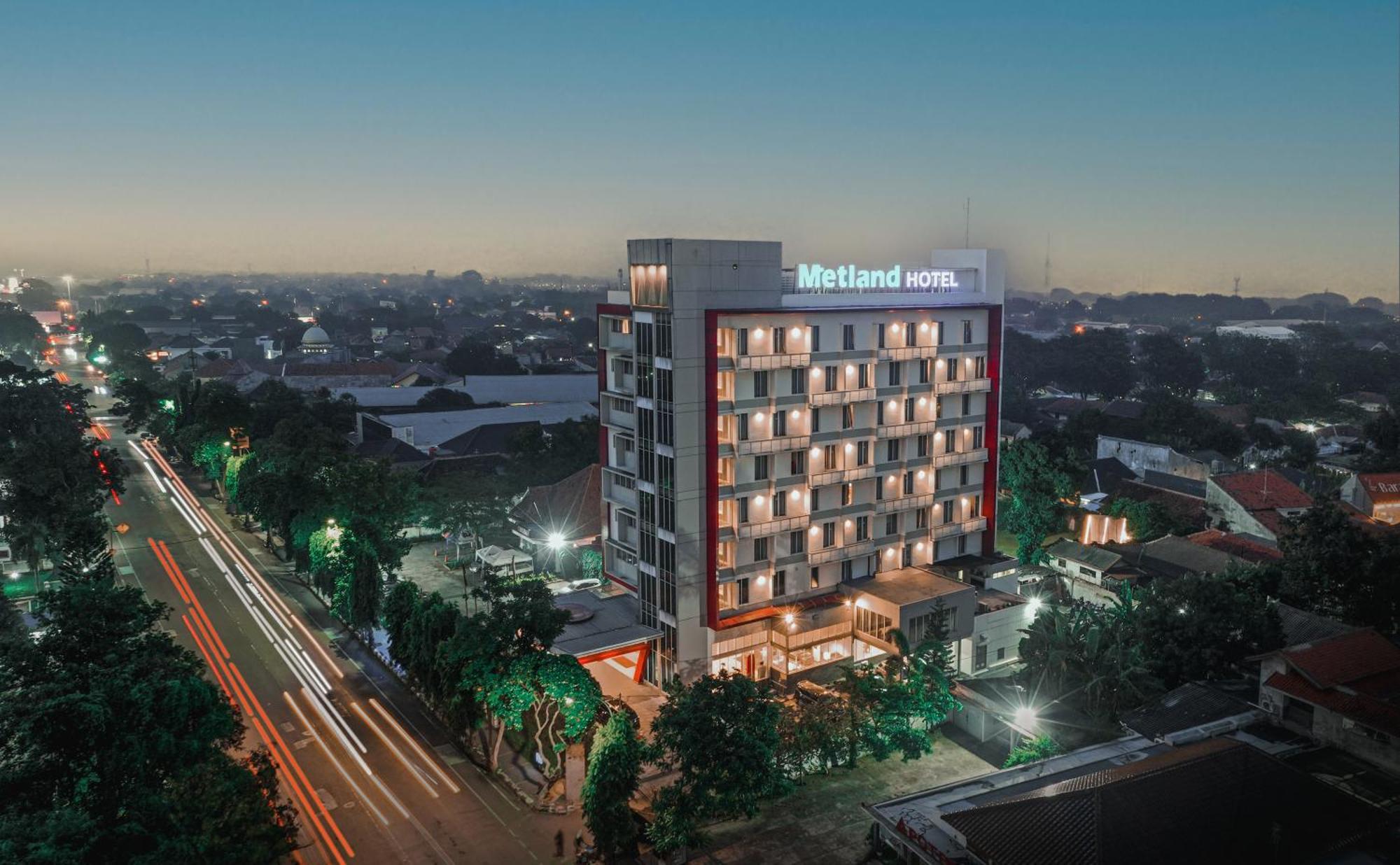 Metland Hotel Cirebon Eksteriør billede