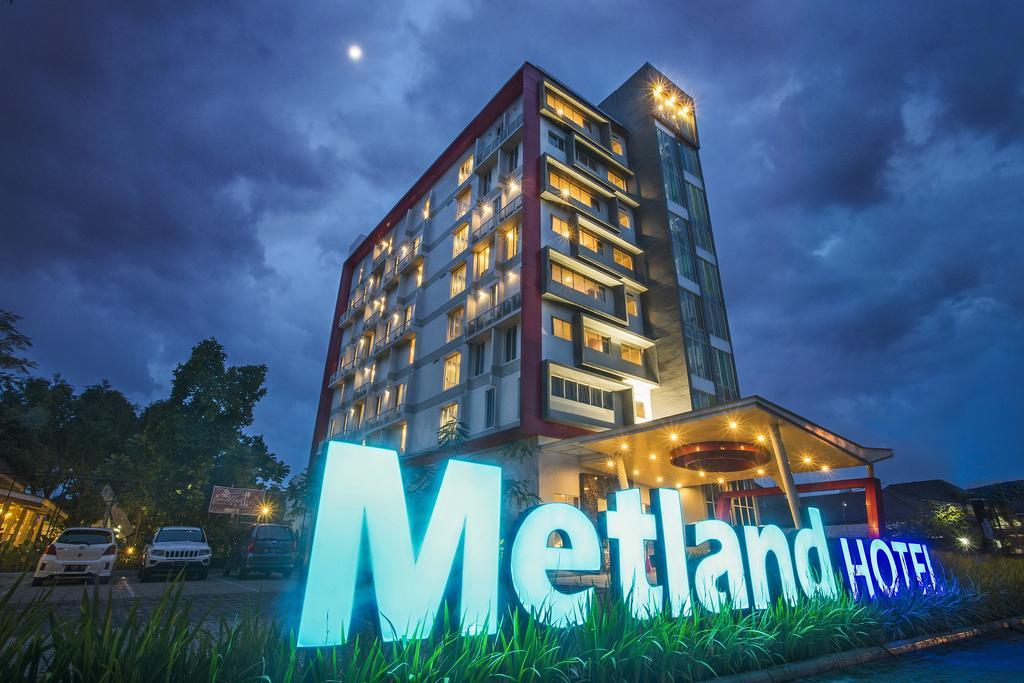 Metland Hotel Cirebon Eksteriør billede